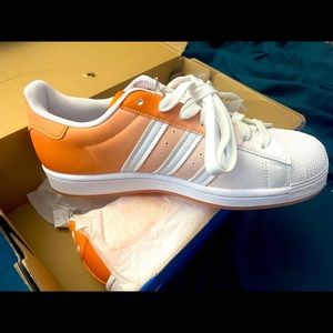 Adidas superstar shelltops